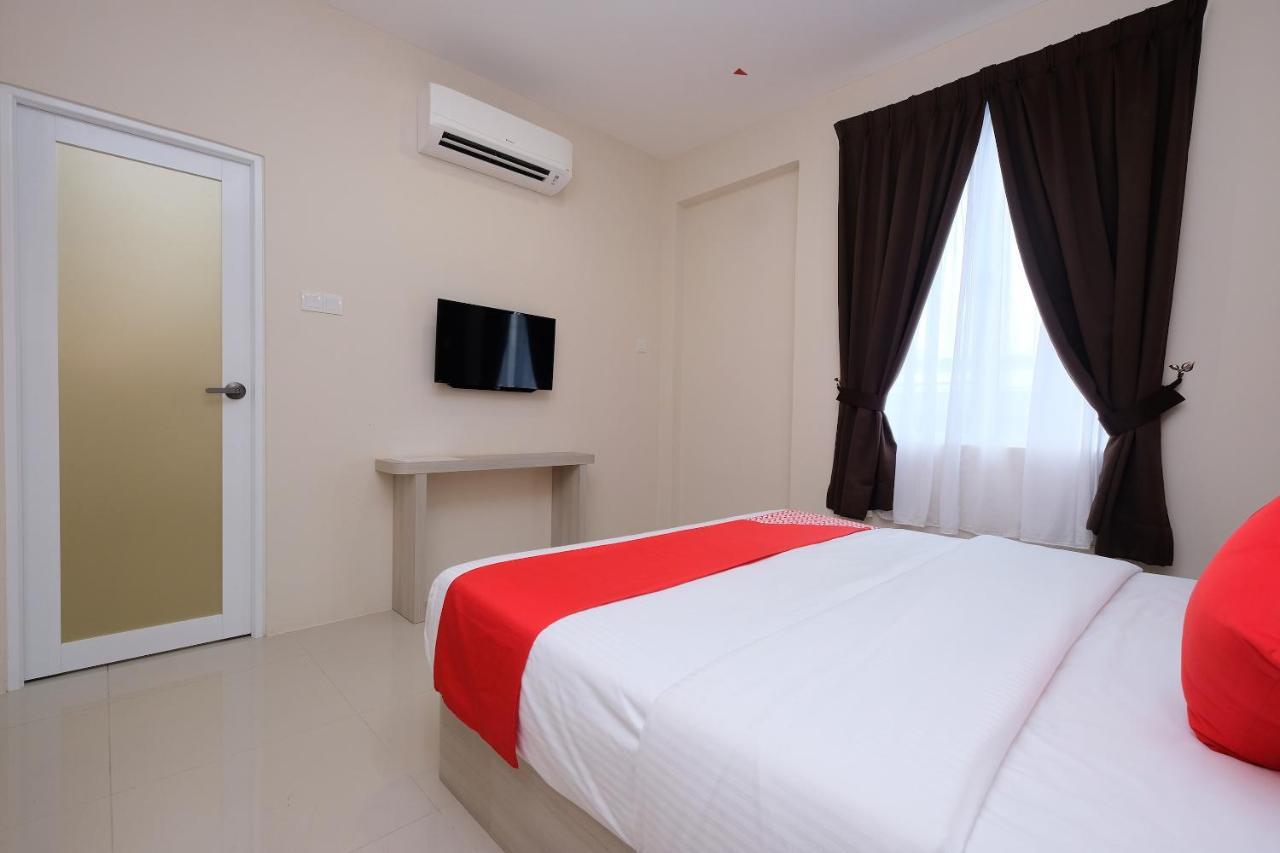 Super Oyo 43935 Mancalin Hotel Kuantan Exterior foto